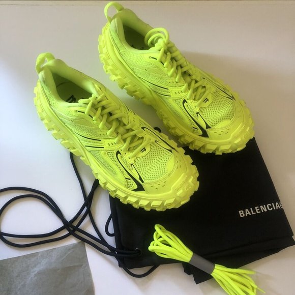 Balenciaga Bouncer Sneakers Fluo Yellow & Black 43 NIB US 10 - Picture 1 of 5